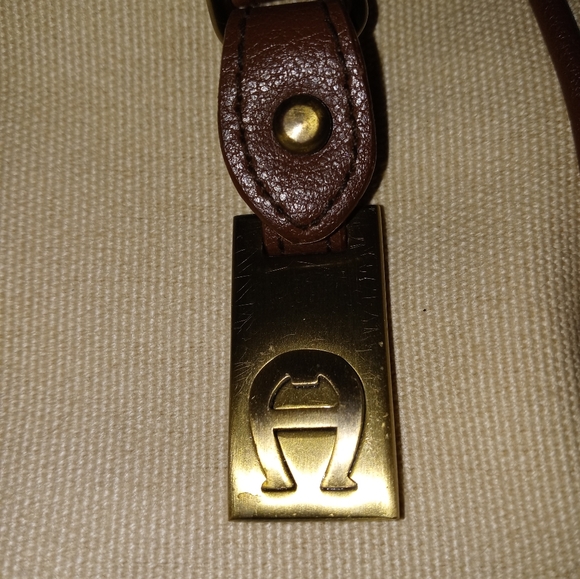 Etienne Aigner bag - Picture 4 of 8